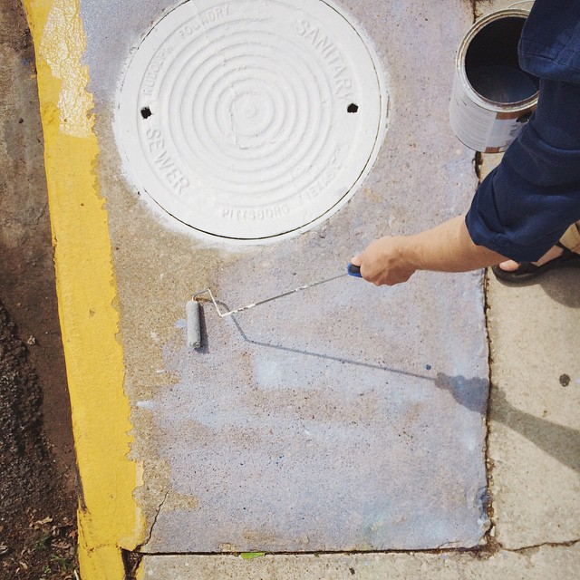 We'll be out on Park Street today painting four storm drains in partnership with @upstream_art, the Archer Learning Center and the Springdale Senior Center. Keep your eyes out for some awesome new drain paintings! #springdaleartinitiative #teamspringdale #drainstocreek #cleanwaternwa