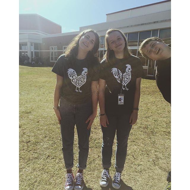 We sure do love these gals!! @serenajanem and @ponygalsal are the cutest reppin' #teamspringdale at HBHS! p.s. If you ordered a "Springdale Native" sweatshirt, we've started mailing those out to you!️