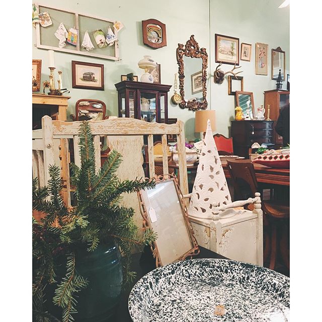 Still trying to think of a gift for that last person on your list? Give the gift of vintage, handmade, or antique this holiday and shop local at @cellardoorstore or @midtowneclecticmall! Sometimes the most cherished gifts are the ones you least expect to find! #teamspringdale