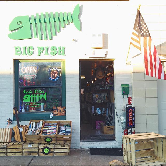 We're so excited that @big_fish_vinyl_records is celebrating their  one year anniversary in downtown Springdale! If you haven't played a vinyl in a while, you should totally stop by and treat yourself. This shop might be tiny, but their record collection is impressive! They also carry handmade items, tshirts, DVD's, #teamspringdale stickers and more!